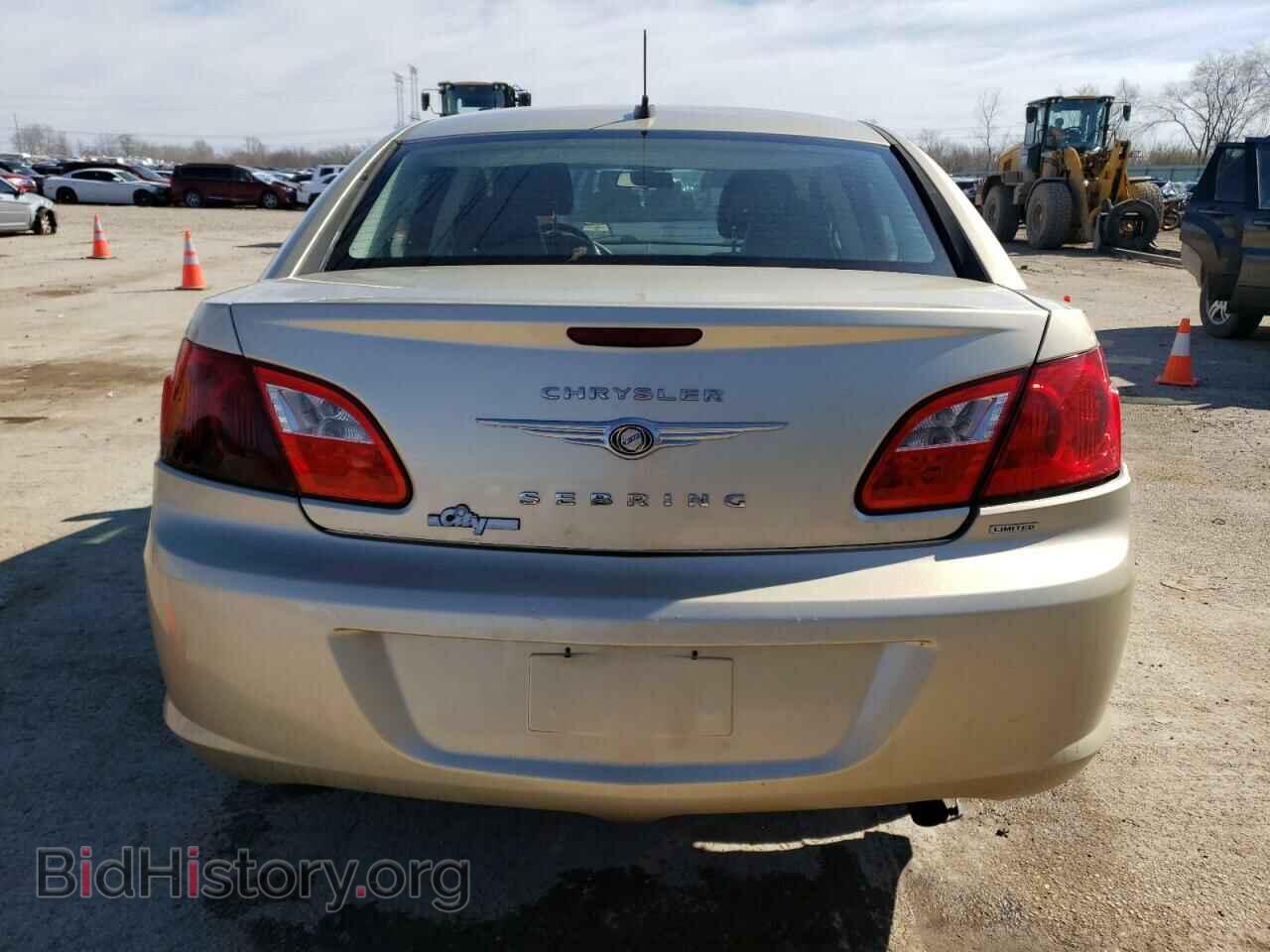 2010 CHRYSLER SEBRING - VIN: 1C3CC5FB3AN162983 - Фото 6