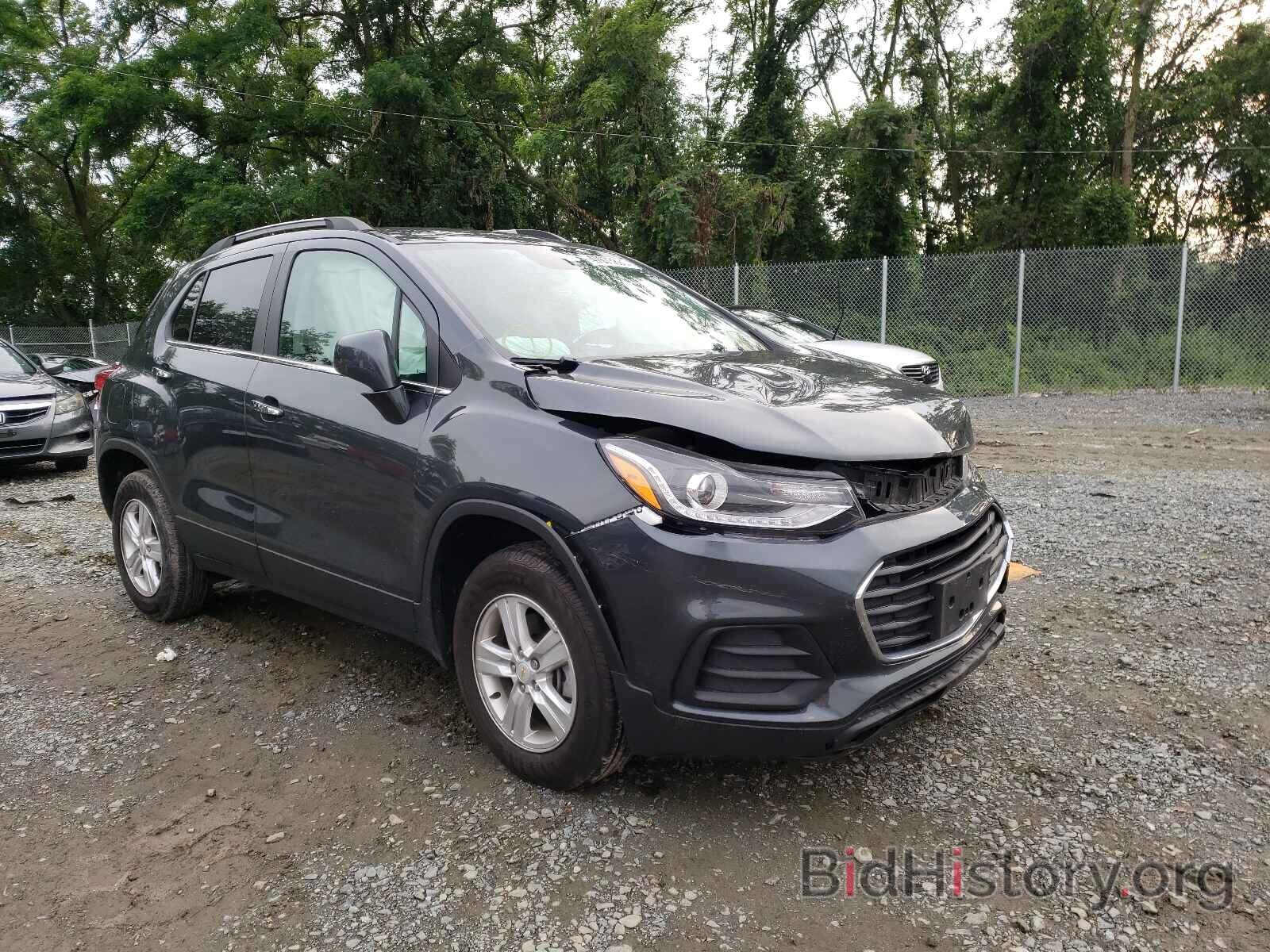 Фотография KL7CJPSBXJB690120 - CHEVROLET TRAX 2018