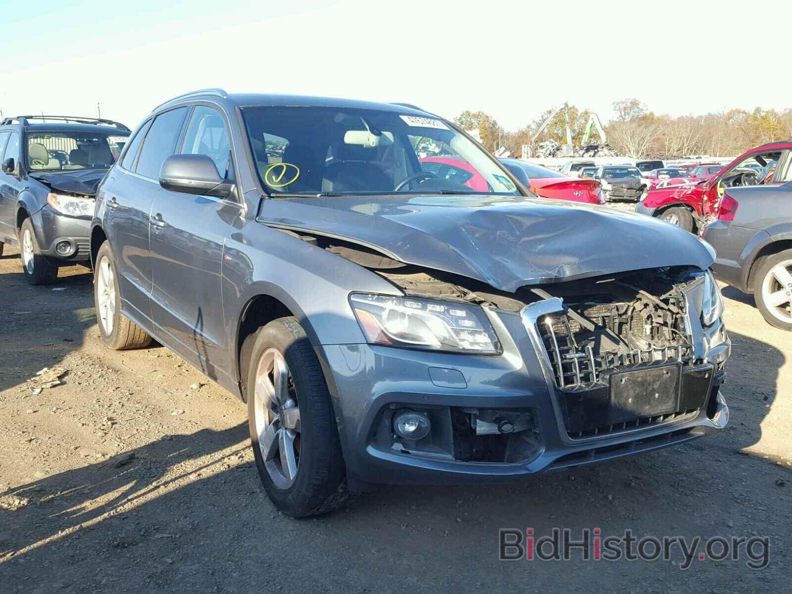 Фотография WA1DKAFPXCA097609 - AUDI Q5 2012