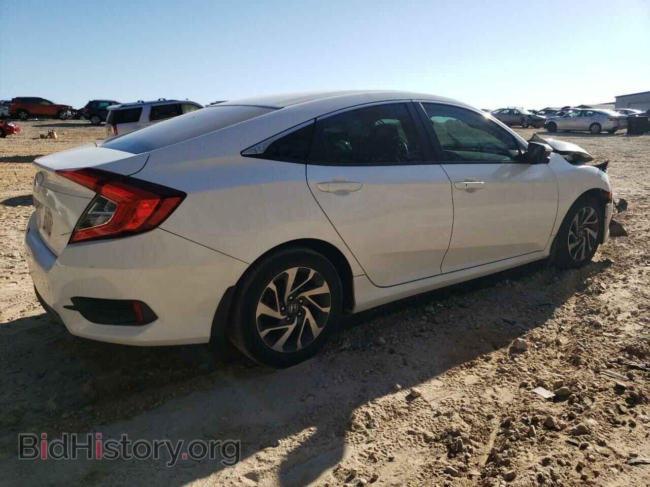 2016 HONDA CIVIC - VIN: 19XFC2F73GE028670 - Фото 3