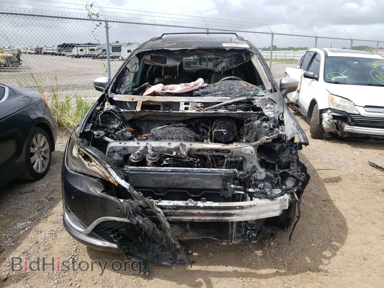 2017 CHRYSLER PACIFICA - VIN: 2C4RC1GG2HR527904 - Photo 9