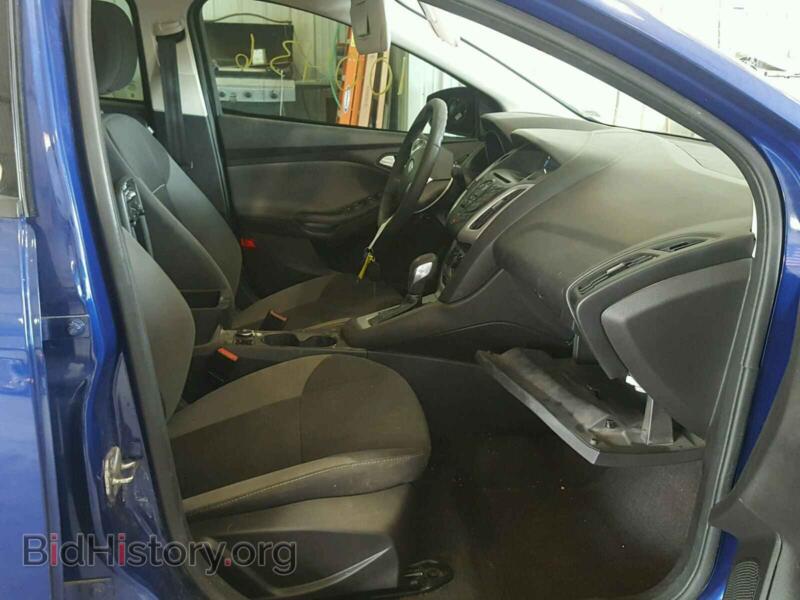 2012 Ford FOCUS (VIN 1FAHP3F28CL467104) — фото 5 из 10