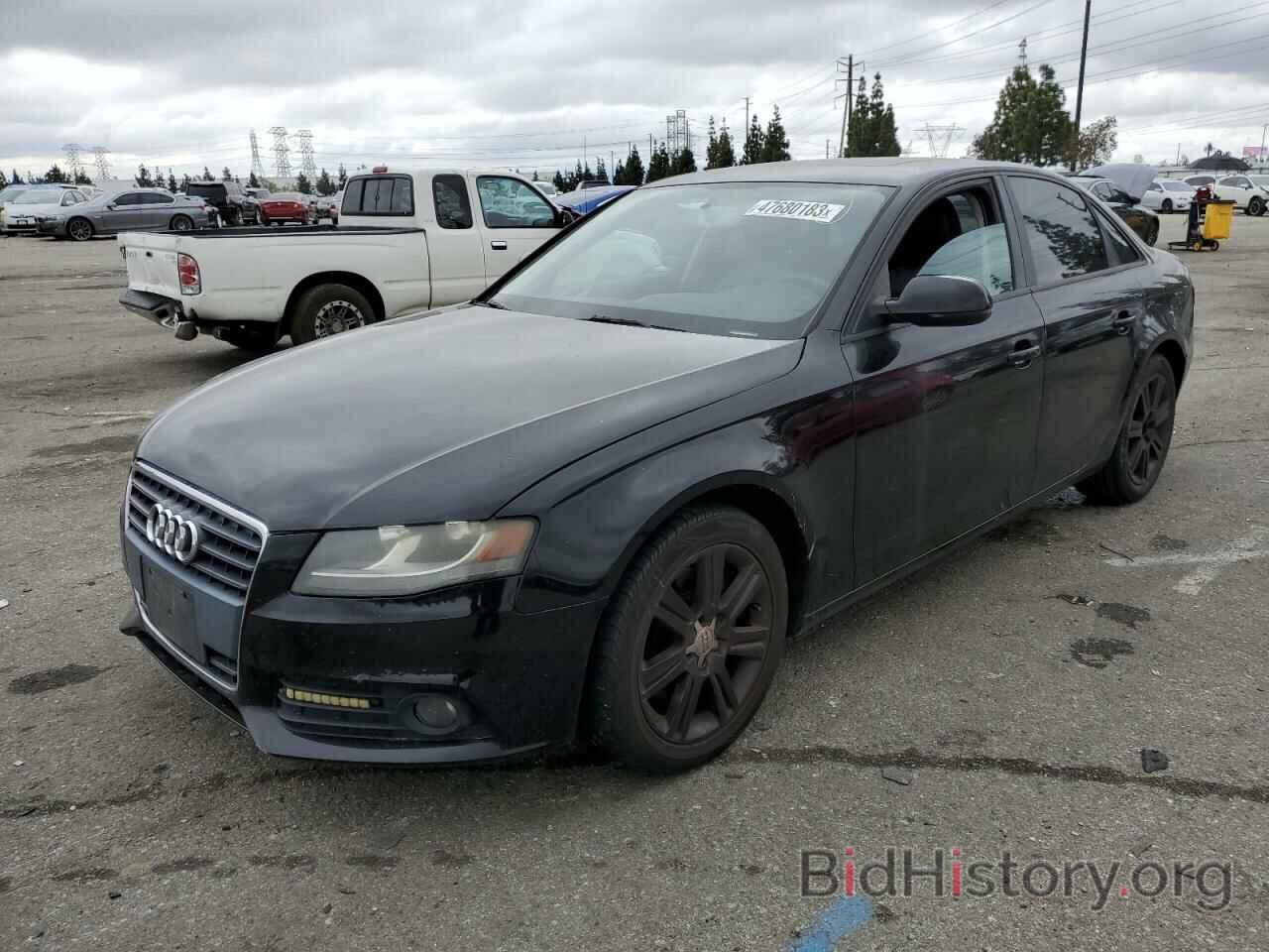 Фотография WAUAFAFL7AN053628 - AUDI A4 2010