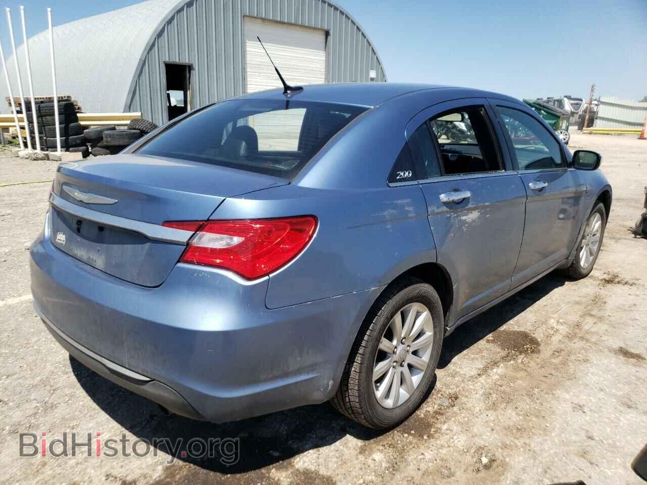 2011 CHRYSLER 200 - VIN: 1C3BC2FBXBN533357 - Фото 4