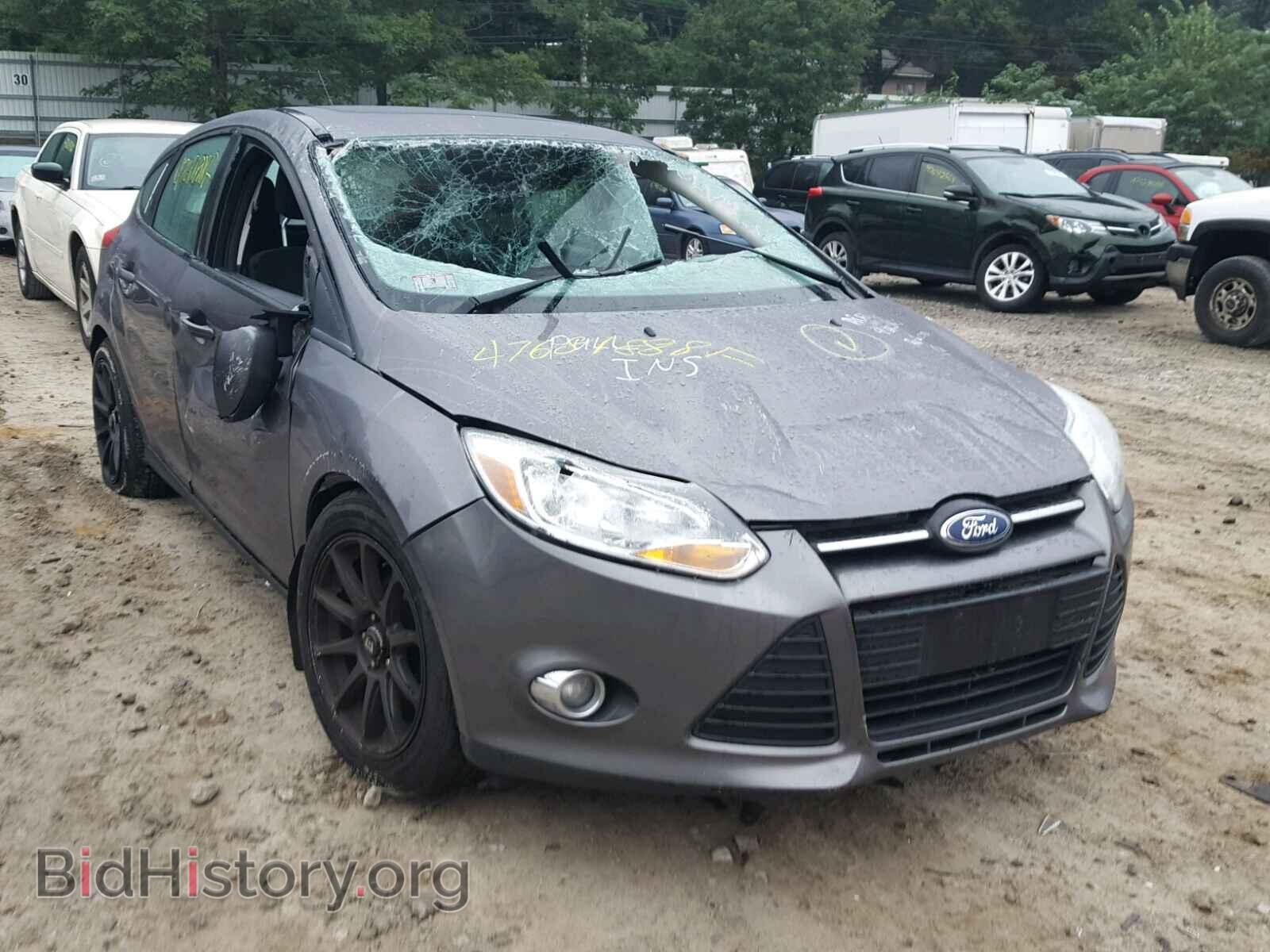 Photo 1FAHP3K28CL124721 - FORD FOCUS 2012