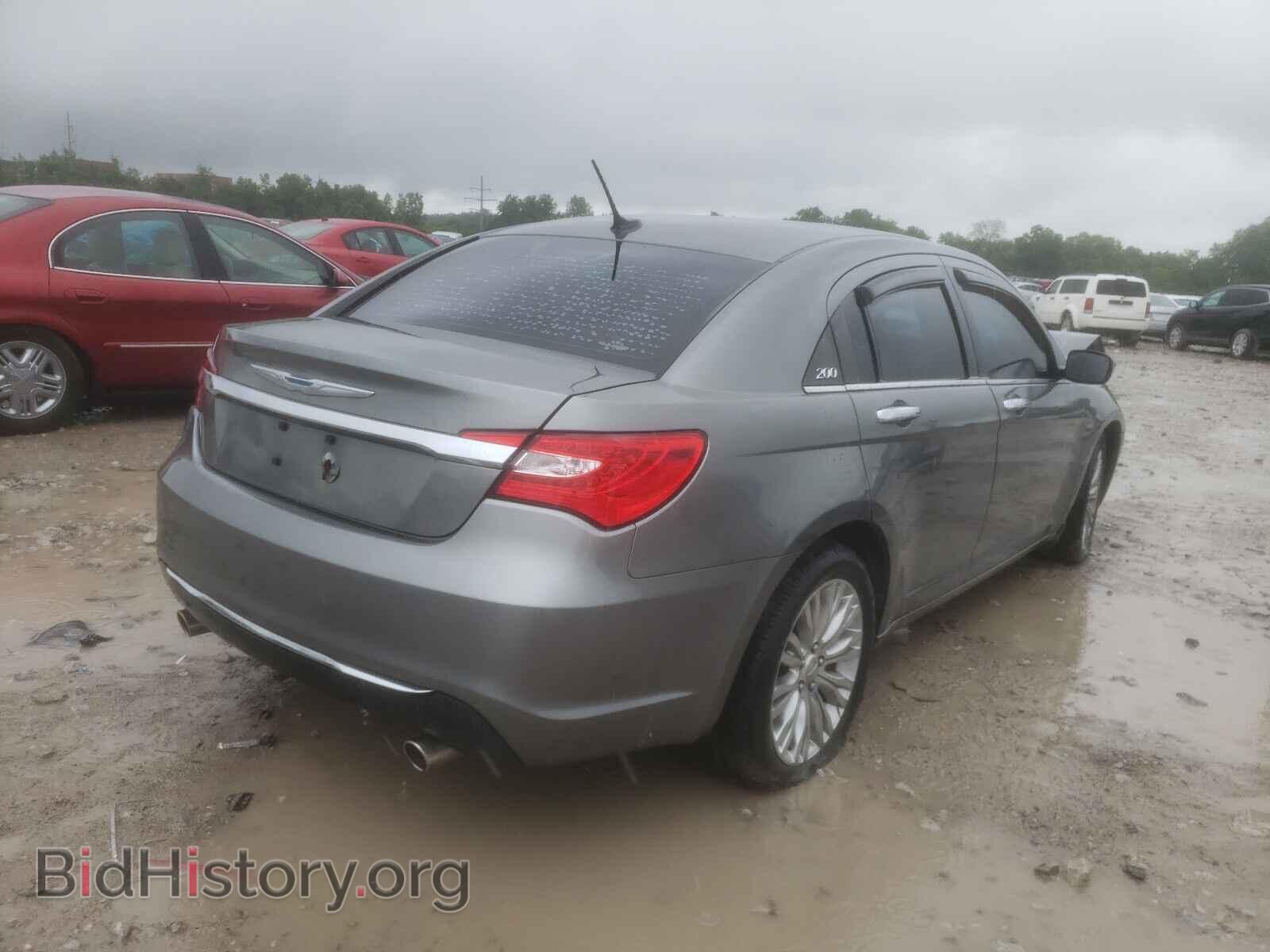 2013 CHRYSLER 200 - VIN: 1C3CCBCG8DN515933 - Фото 4