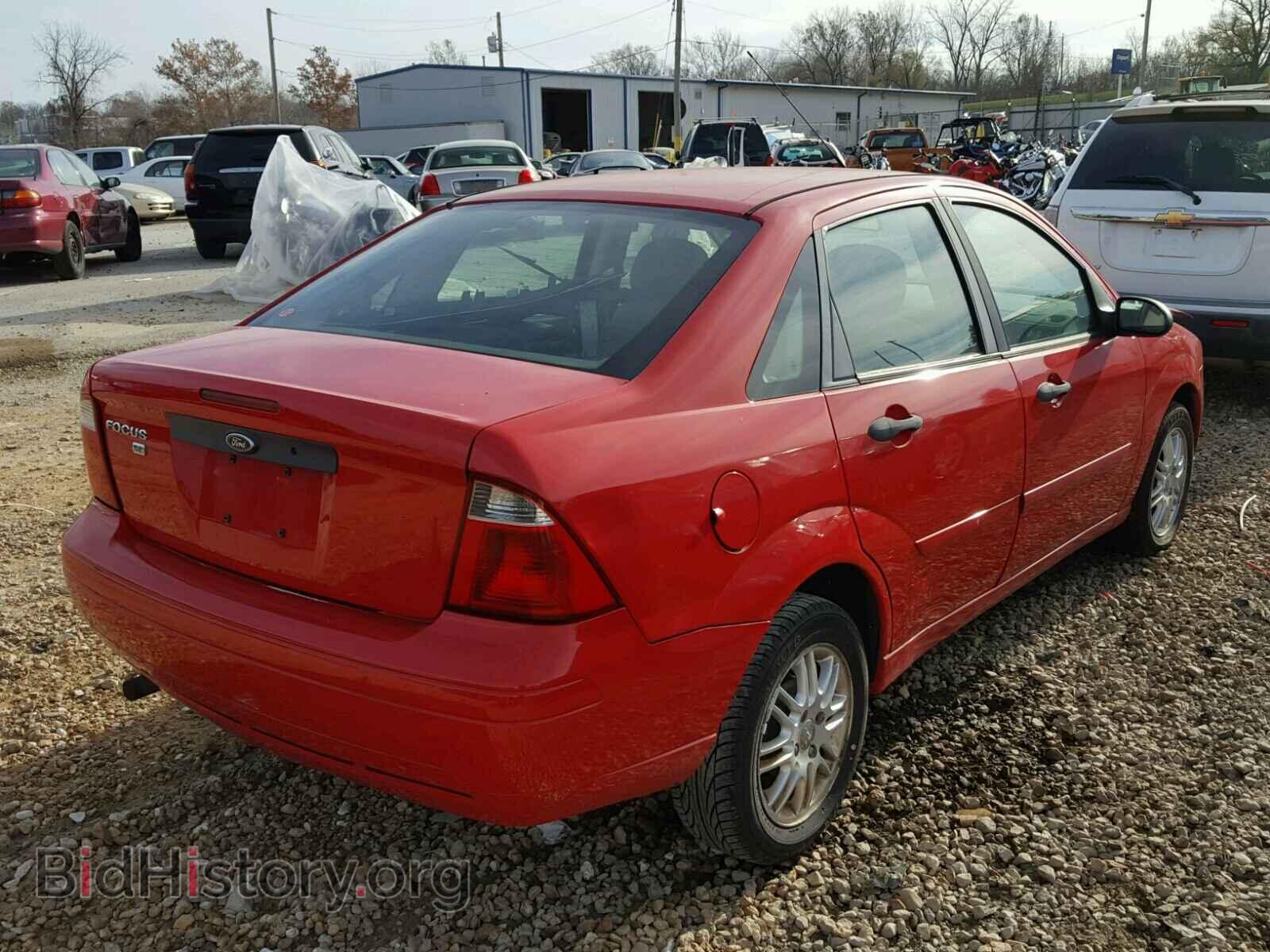 2007 FORD FOCUS - VIN: 1FAFP34N47W127795 - Фото 4