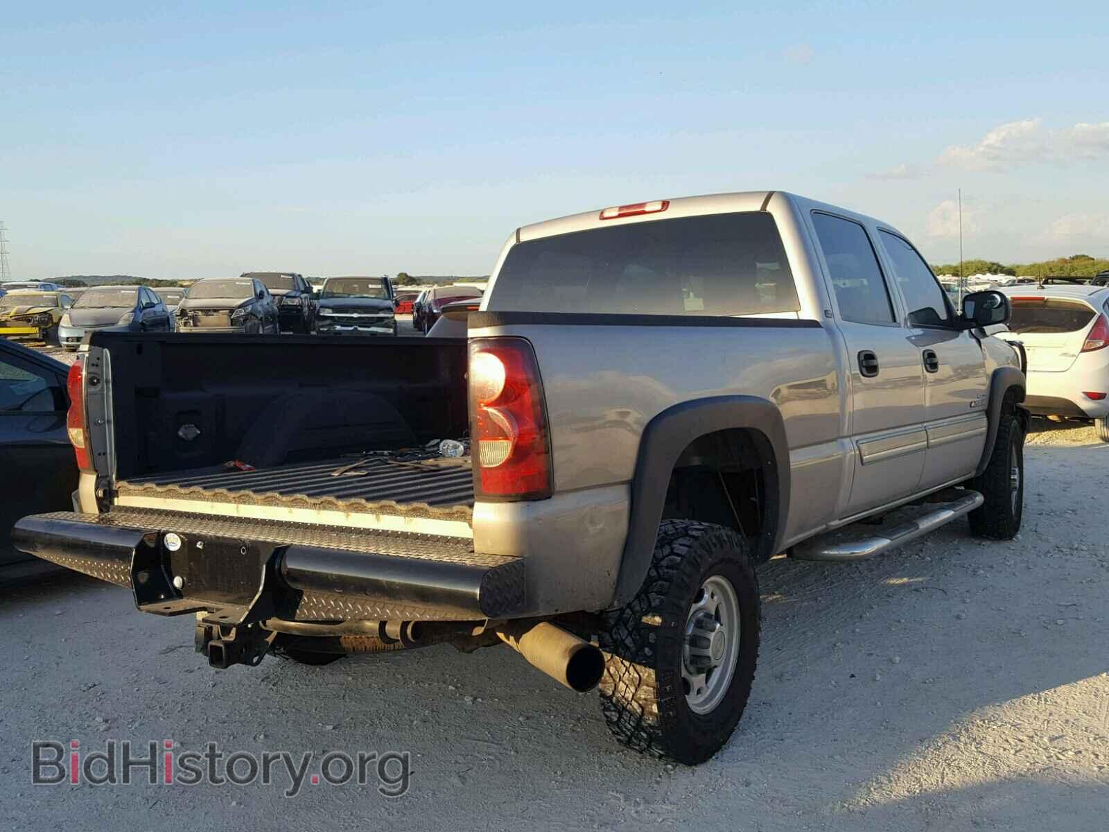 2006 CHEVROLET SILVERADO - VIN: 1GCHC23D16F141427 - Фото 4