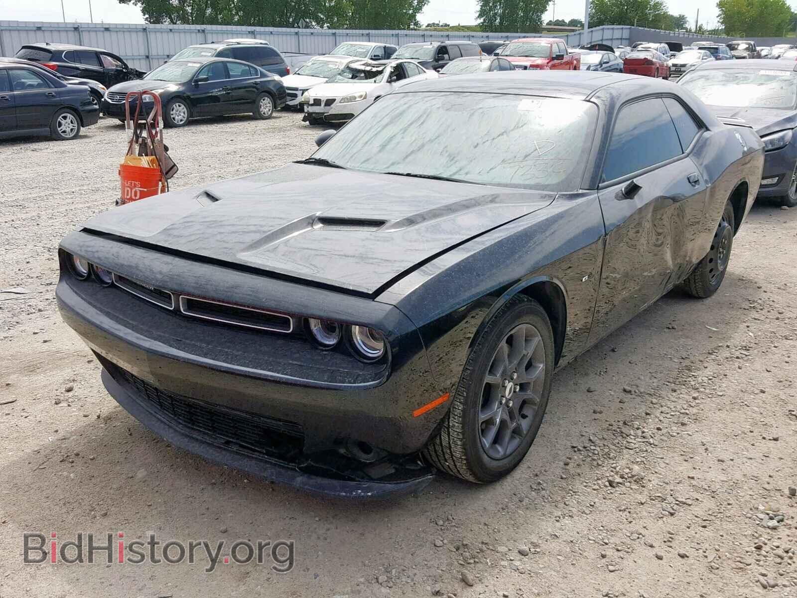 2018 DODGE CHALLENGER - VIN: 2C3CDZGG3JH257339 - Photo 2