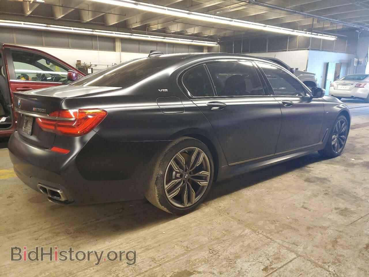 2018 BMW M7 - VIN: WBA7H6C51JG614868 - Фото 3