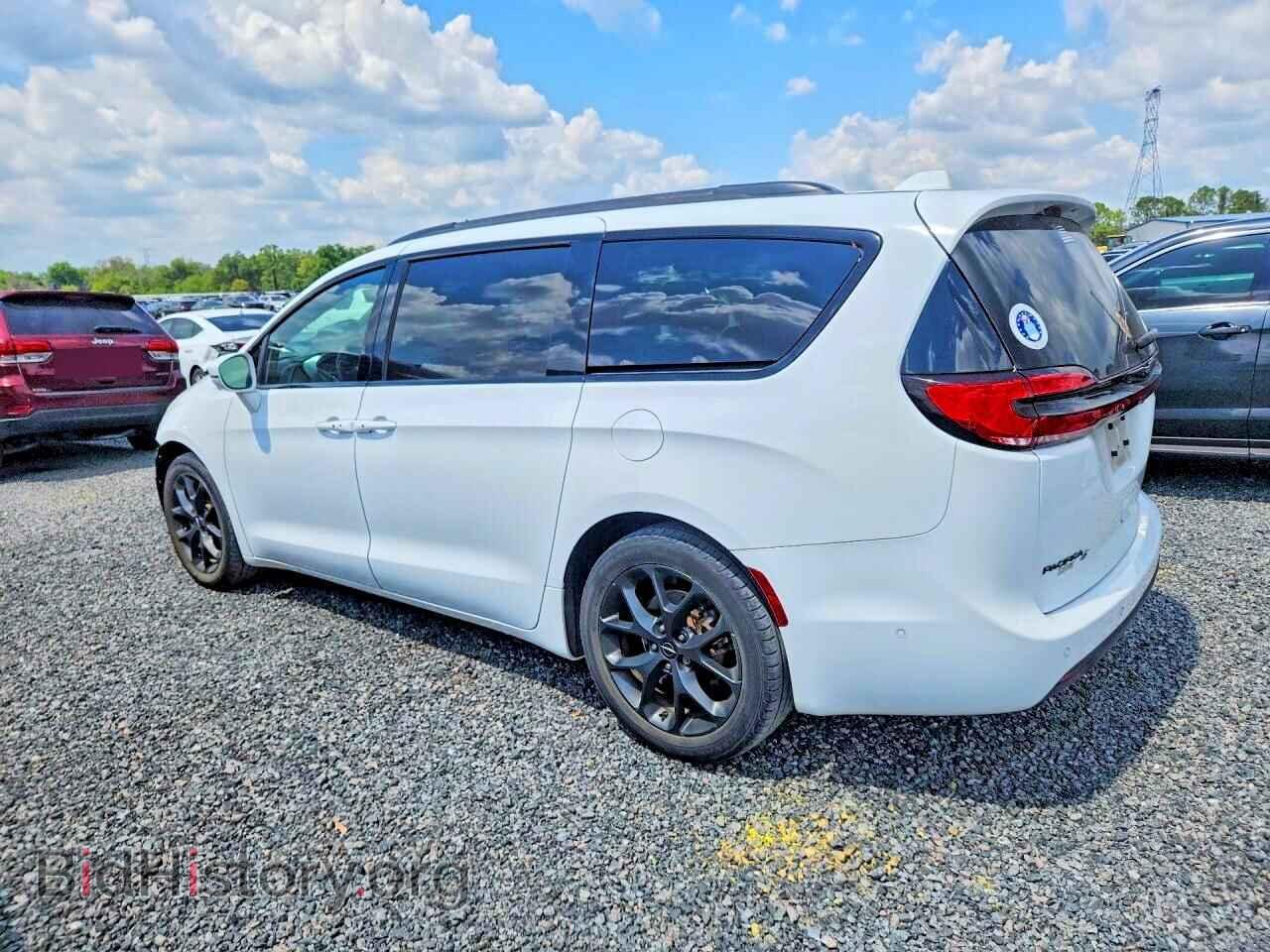 2021 CHRYSLER PACIFICA - VIN: 2C4RC1BG3MR555860 - Photo 2