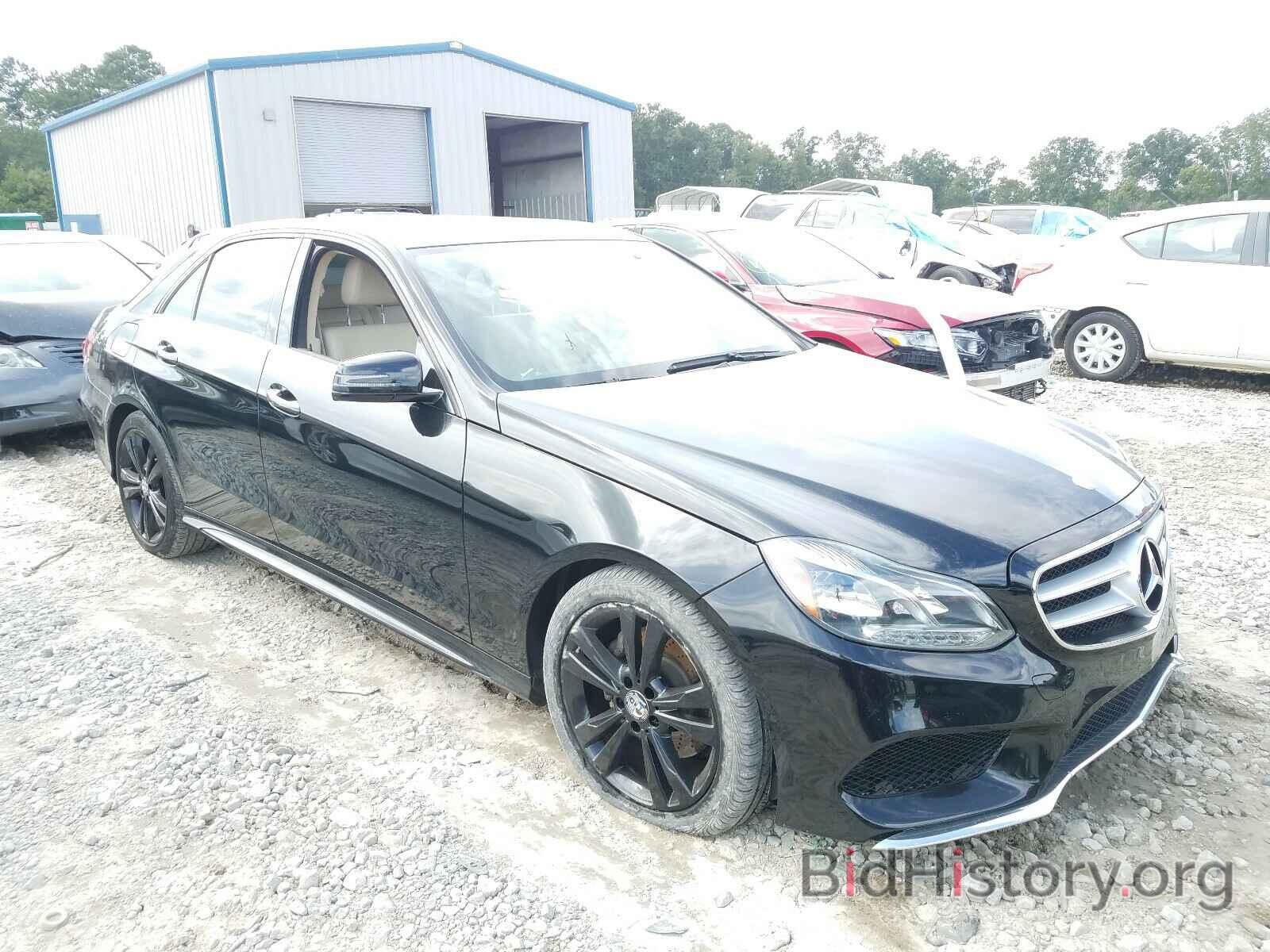 Photo WDDHF5KB3EA886058 - MERCEDES-BENZ E CLASS 2014