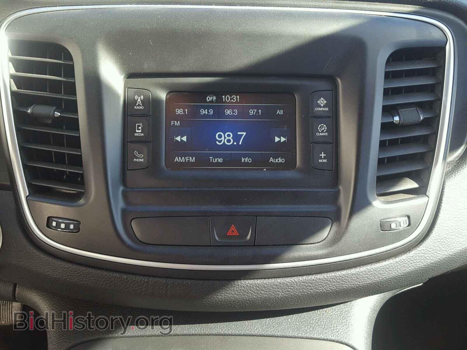 2015 CHRYSLER 200 - VIN: 1C3CCCAB2FN728392 - Фото 9