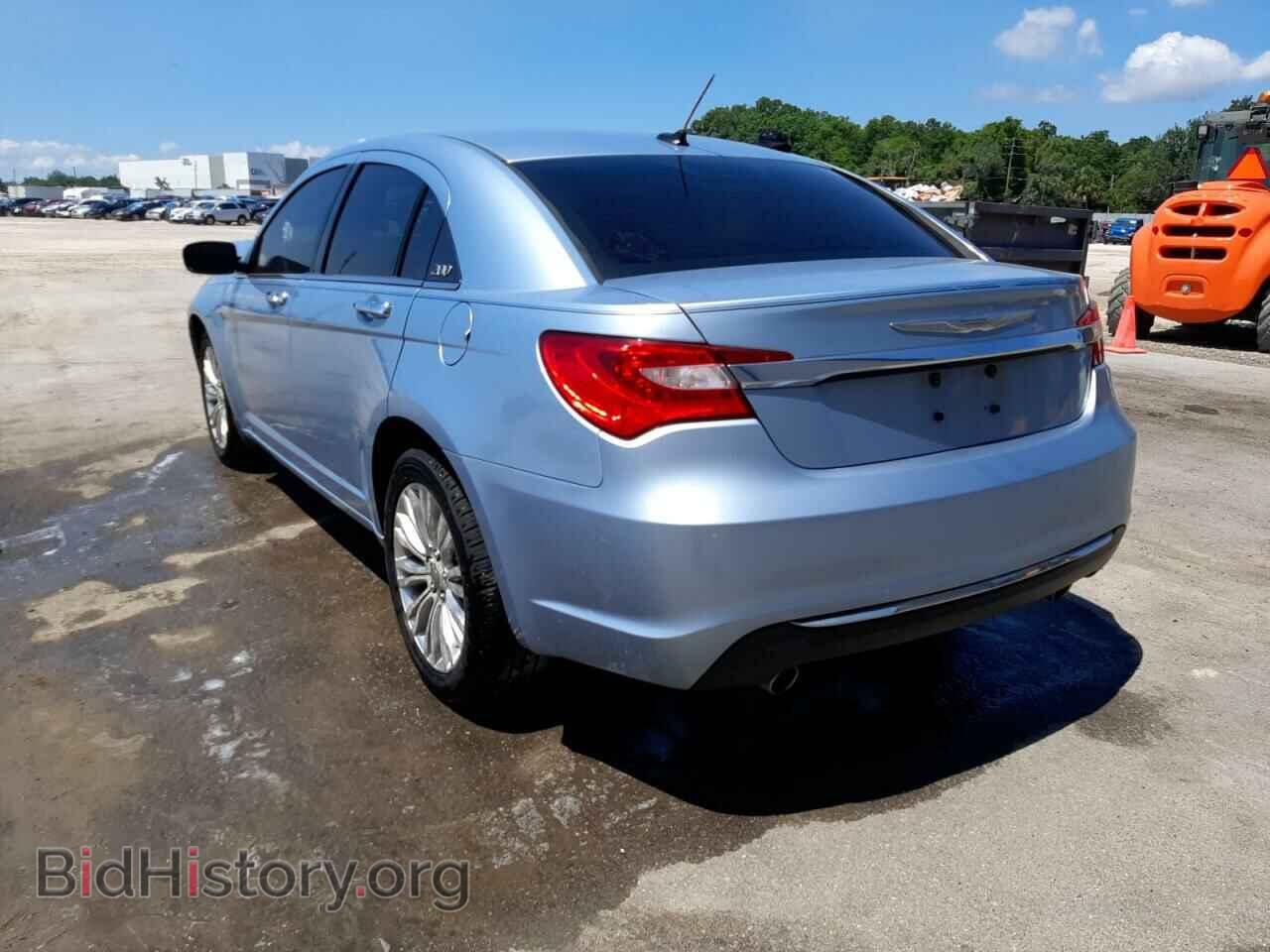 2012 CHRYSLER 200 - VIN: 1C3CCBCG2CN210636 - Фото 3