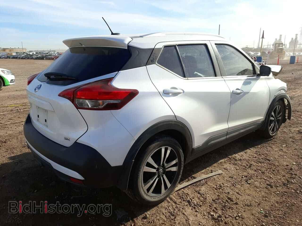 2019 NISSAN KICKS - VIN: 3N1CP5CU3KL526216 - Фото 3