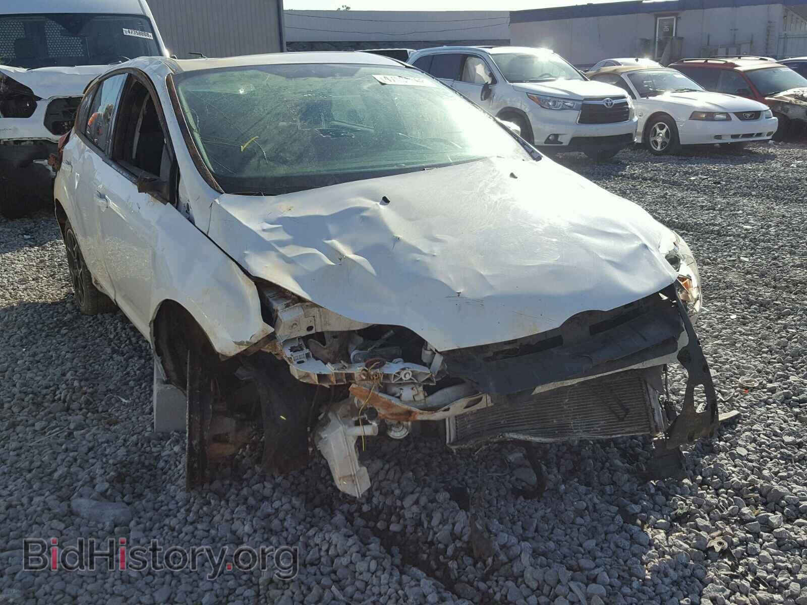 2012 Ford FOCUS Focus SE (VIN 1FAHP3K2XCL253513) — фото 1 из 10, Copart, повреждение: передняя часть