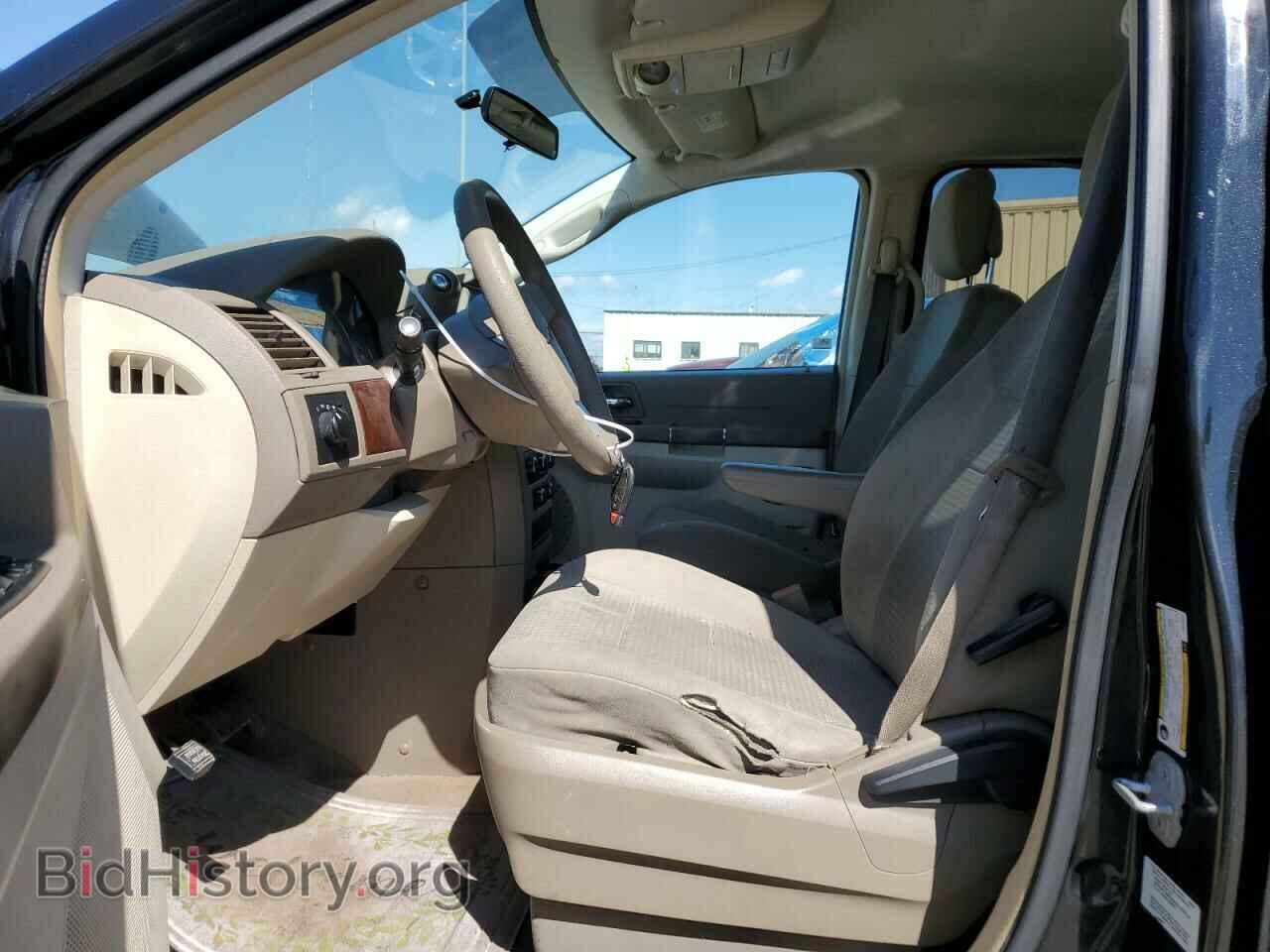 2010 CHRYSLER TOWN & C - VIN: 2A4RR4DE1AR316535 - Фото 7
