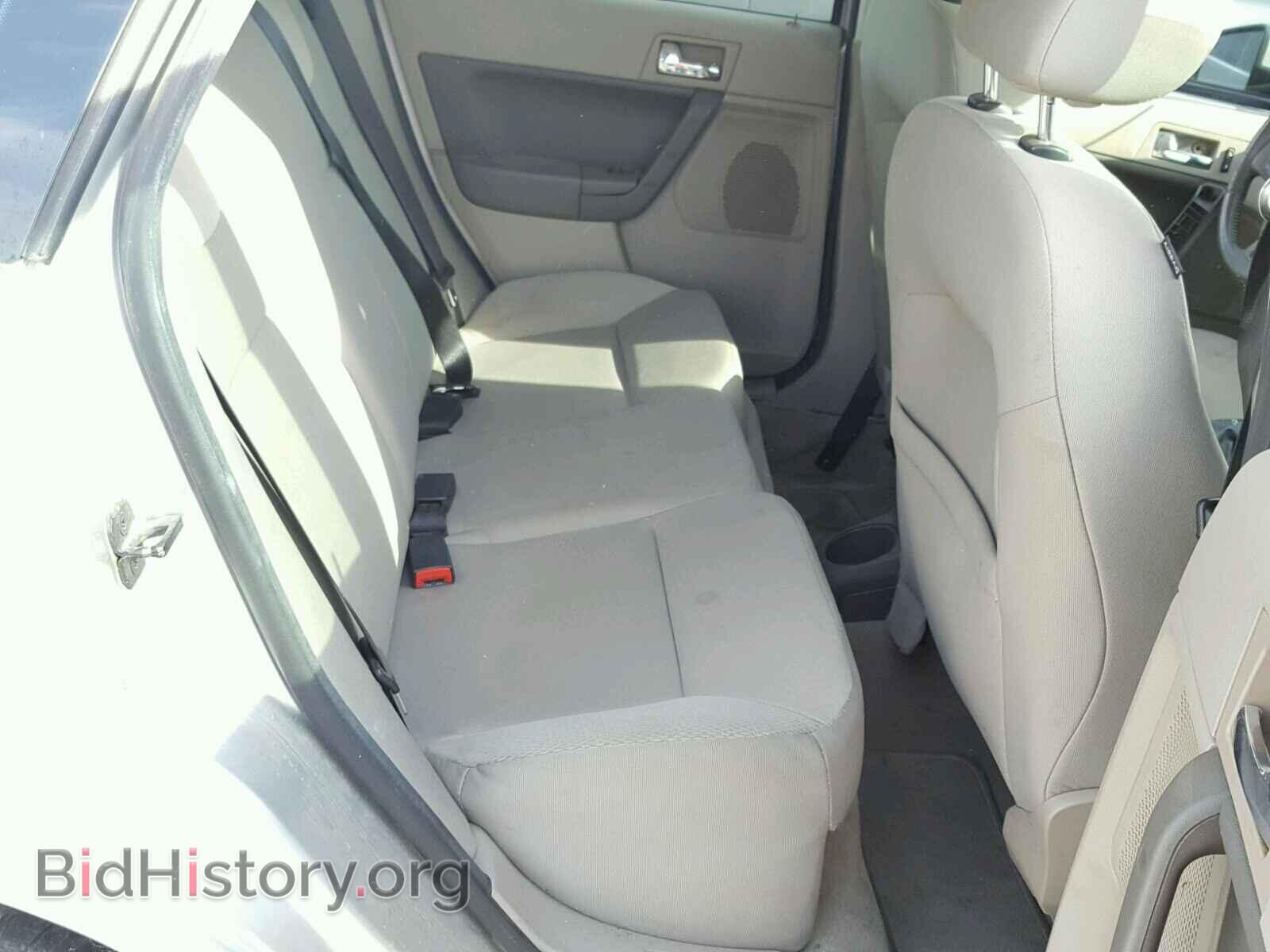 2009 FORD FOCUS - VIN: 1FAHP36N49W212824 - Photo 6