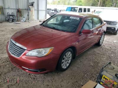 2013 Chrysler 200 Touring, burgundy — VIN 1C3CCBBB0DN721589, Copart