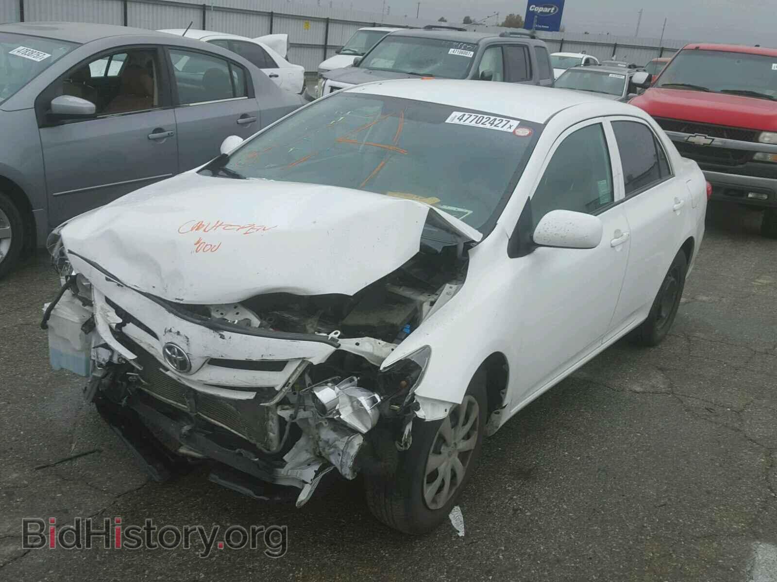 2013 TOYOTA COROLLA BA - VIN: 2T1BU4EE9DC108993 - Фото 2