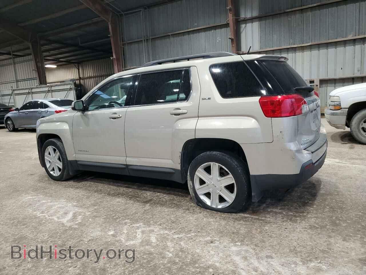 2011 GMC TERRAIN - VIN: 2CTFLTEC0B6476351 - Photo 2