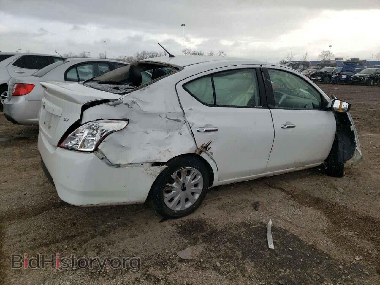 2017 NISSAN VERSA - VIN: 3N1CN7AP6HL853197 - Фото 3