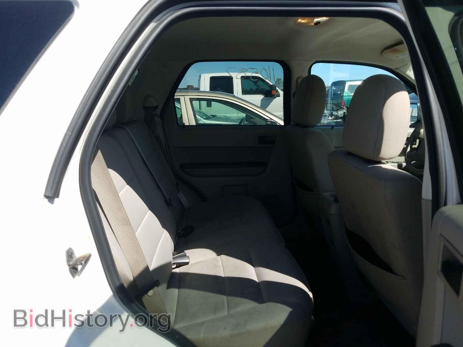 2011 FORD ESCAPE - VIN: 1FMCU9DG1BKB61554 - Фото 6