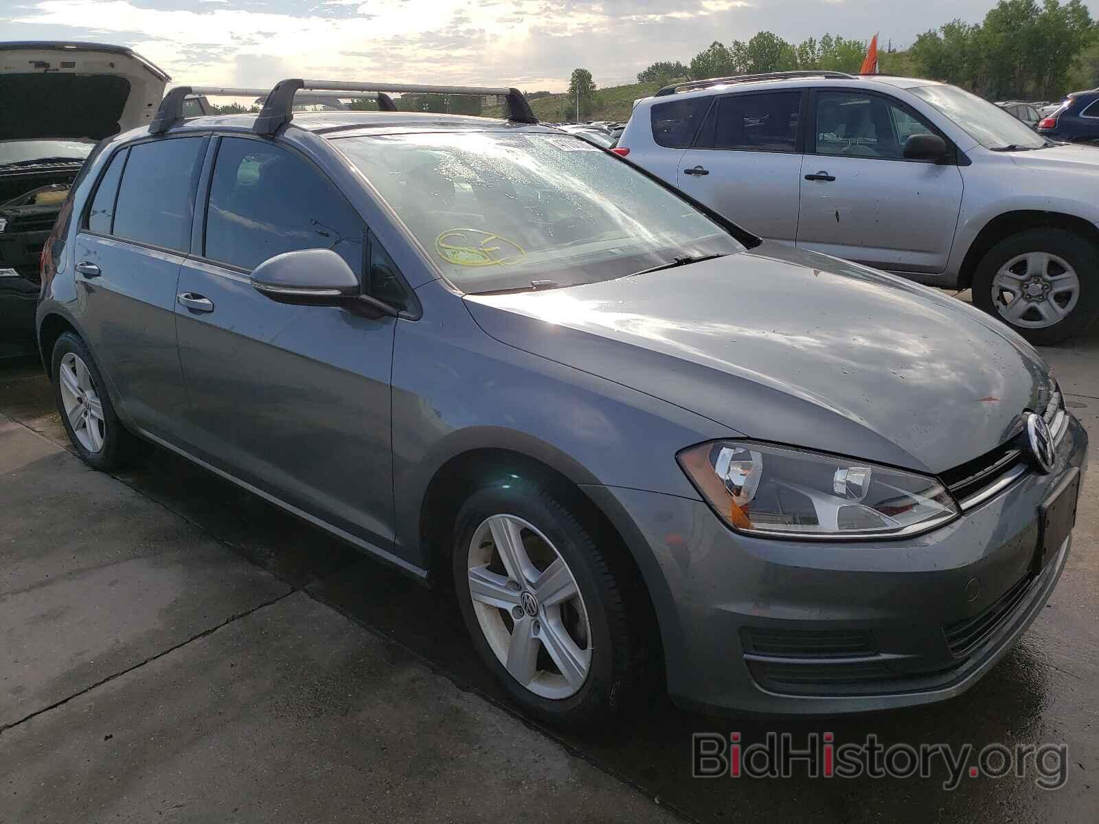 Photo 3VW217AU0HM045719 - VOLKSWAGEN GOLF 2017