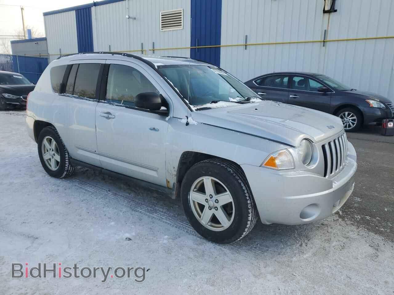2010 JEEP COMPASS - VIN: 1J4NF4FB4AD581074 - Photo 4