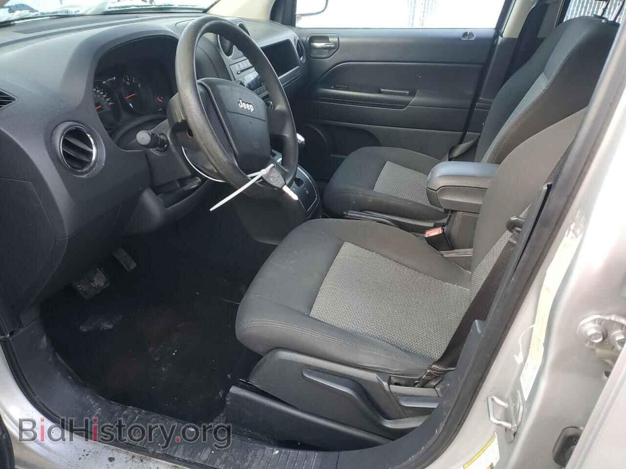2010 JEEP COMPASS - VIN: 1J4NF4FB4AD581074 - Photo 7