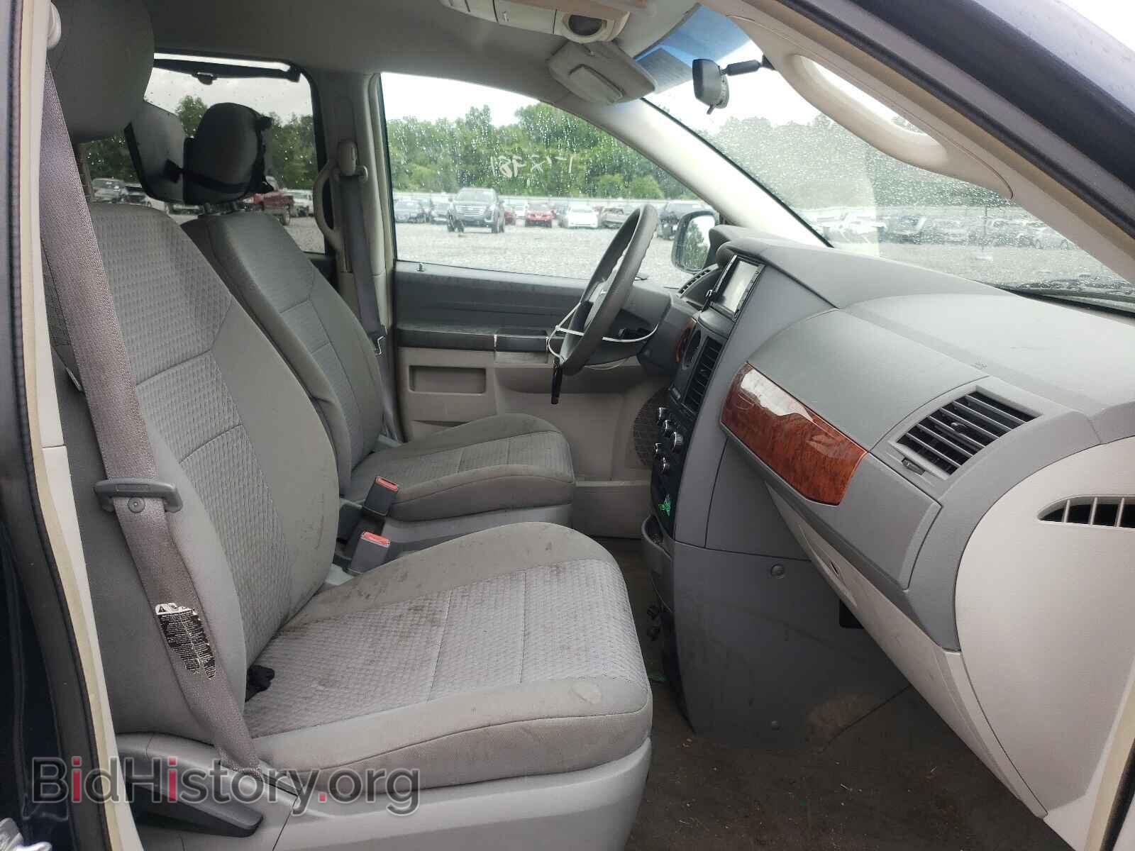 2008 CHRYSLER MINIVAN - VIN: 2A8HR44H08R628120 - Фото 5
