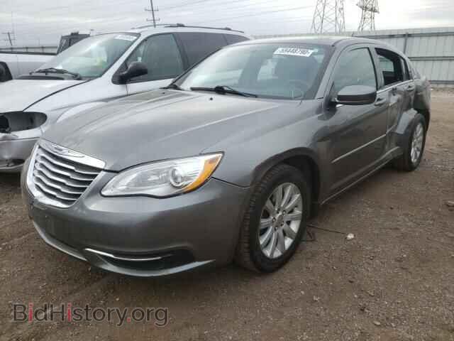 2013 CHRYSLER 200 - VIN: 1C3CCBBB0DN589935 - Фото 2