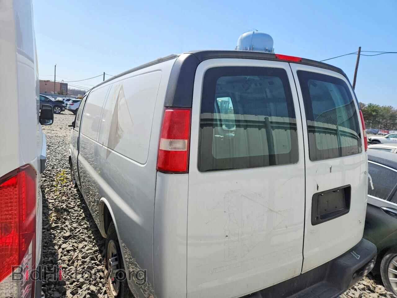 2016 GMC SAVANA - VIN: 1GTW7AFF8G1212379 - Фото 2