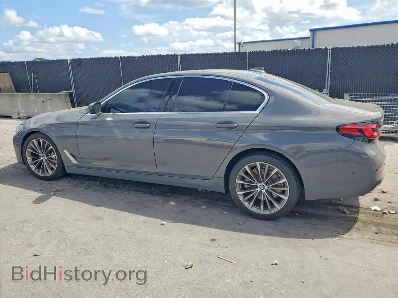 2021 BMW 5 SERIES - VIN: WBA13BJ0XMCF06056 - Фото 2