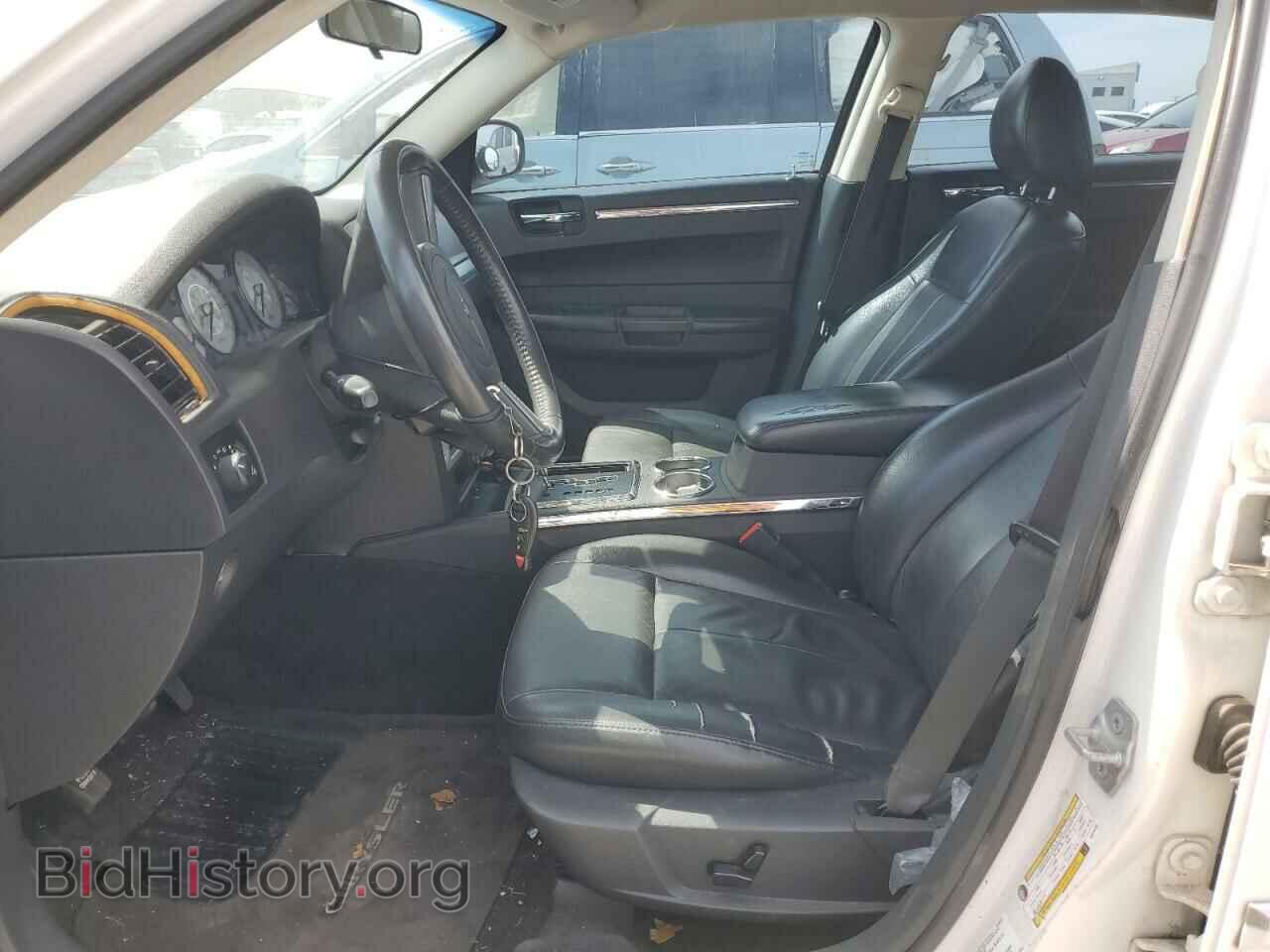 2010 CHRYSLER 300 - VIN: 2C3CA5CVXAH218138 - Фото 7