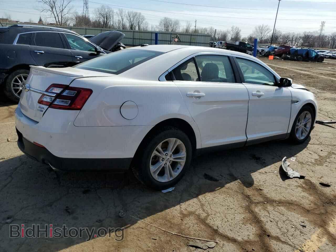 2017 FORD TAURUS - VIN: 1FAHP2H82HG142993 - Фото 3