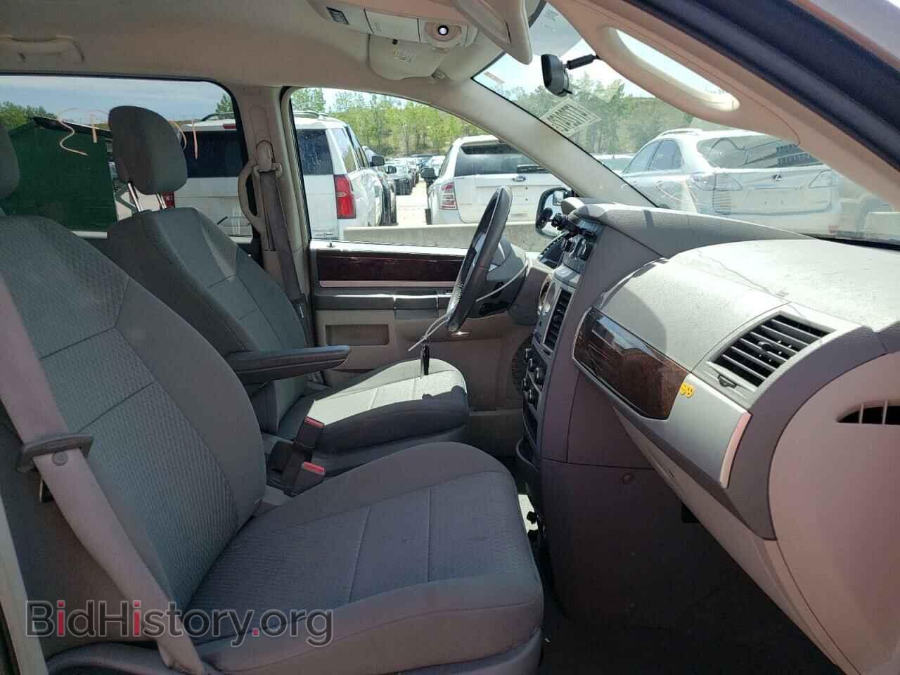 2010 CHRYSLER MINIVAN - VIN: 2A4RR5D17AR369713 - Фото 5