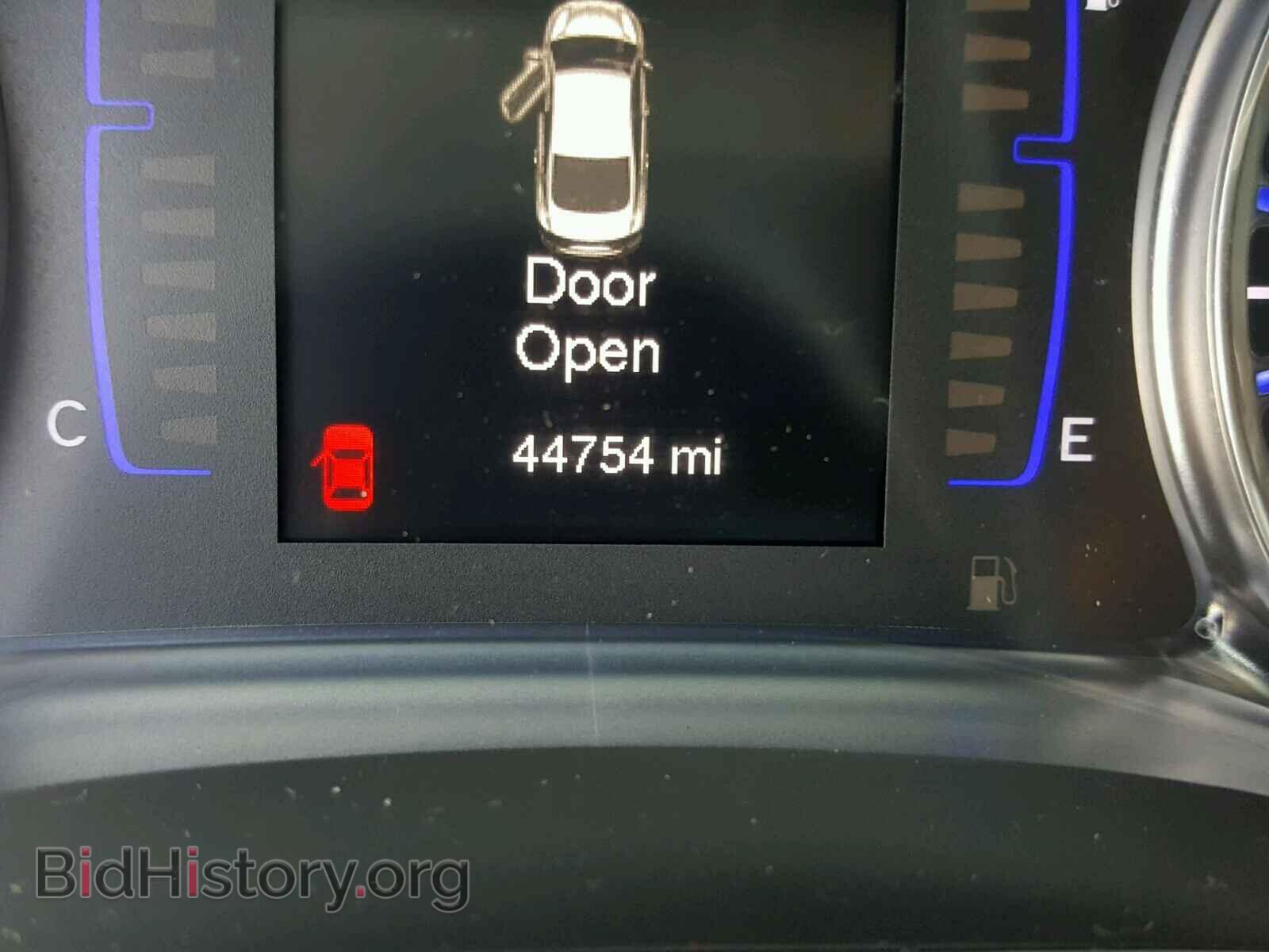 2016 CHRYSLER 200 - VIN: 1C3CCCAB3GN140664 - Фото 8