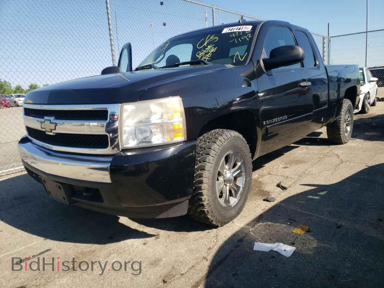 2008 CHEVROLET SILVERADO - VIN: 2GCEC19J981270634 - Фото 2