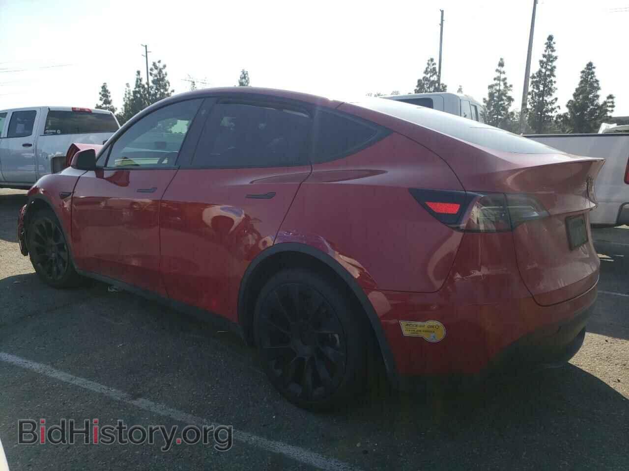 2022 TESLA MODEL Y - VIN: 7SAYGAEE9NF407903 - Фото 2