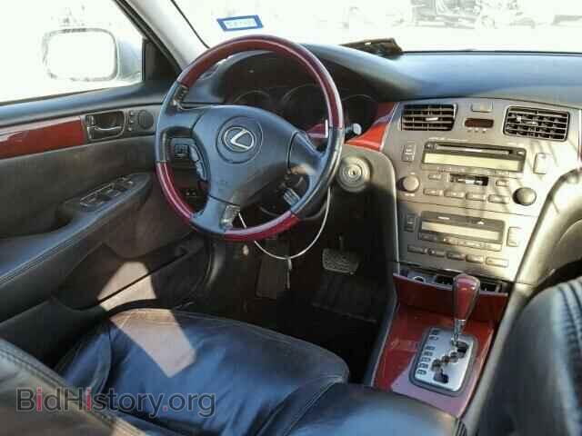 2002 LEXUS ES300 - VIN: JTHBF30G620084817 - Фото 9