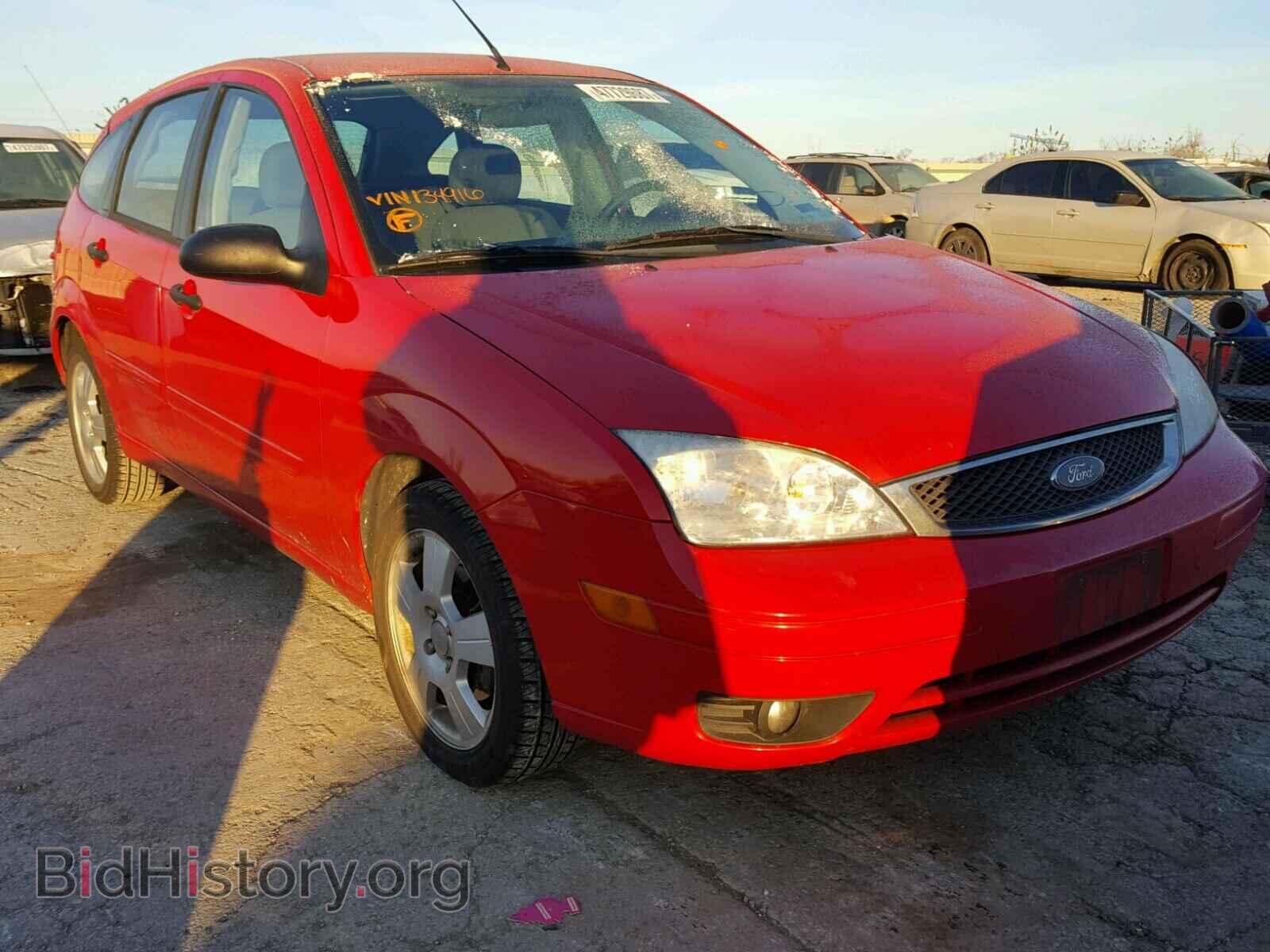 Photo 3FAFP37N95R134916 - FORD FOCUS 2005