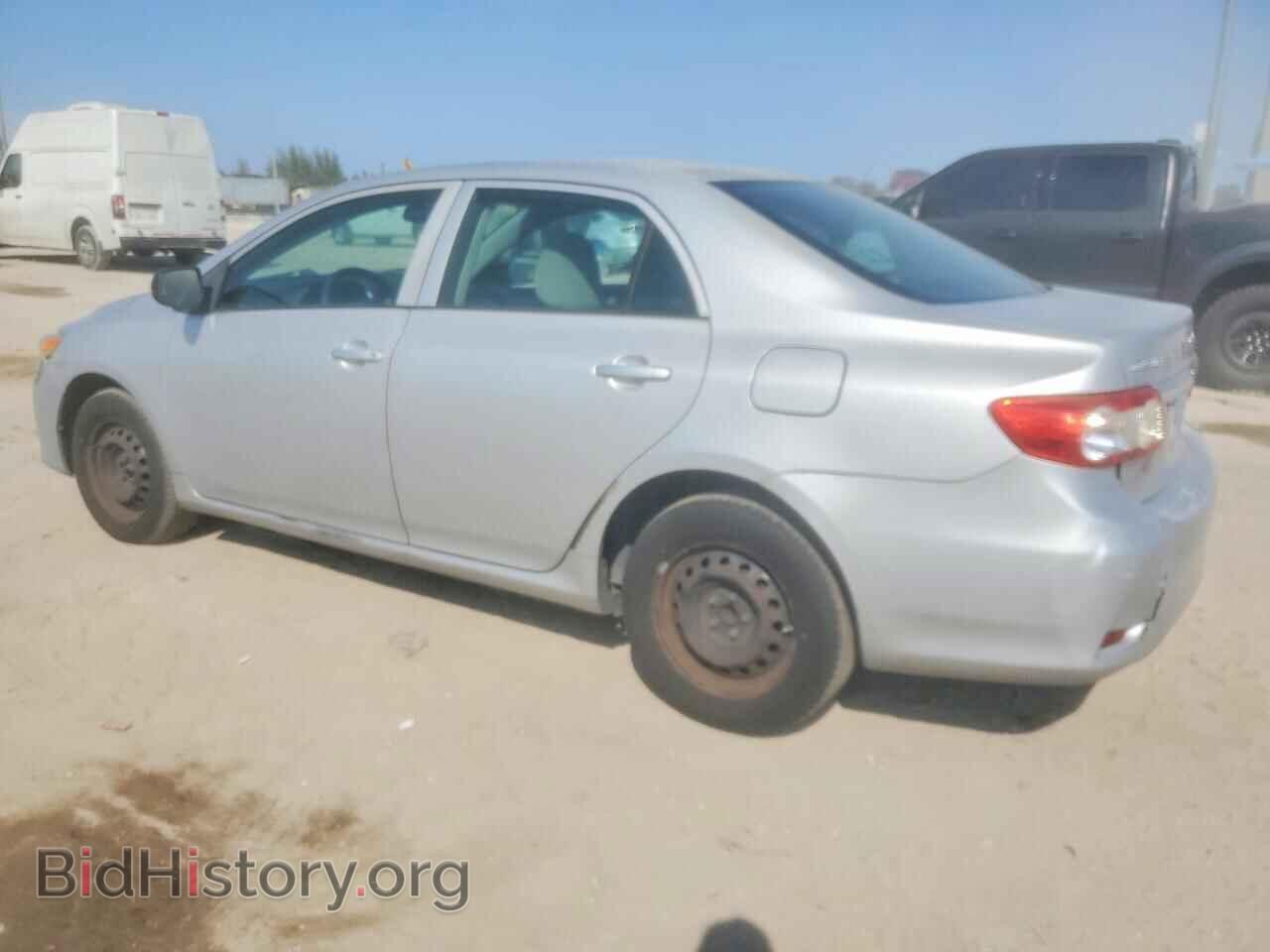 2011 TOYOTA COROLLA - VIN: 2T1BU4EE3BC674757 - Фото 2
