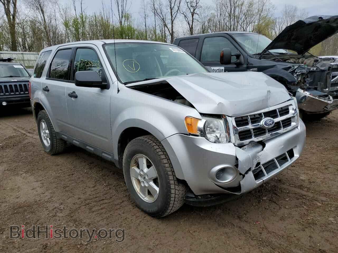 2010 FORD ESCAPE - VIN: 1FMCU9C73AKB96192 - Photo 4