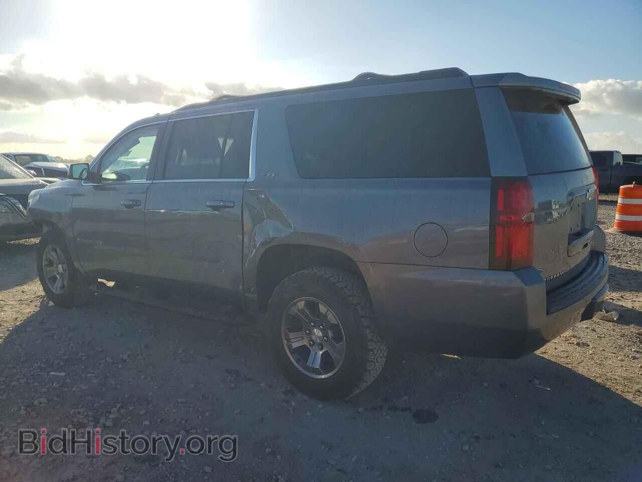 2019 CHEVROLET SUBURBAN - VIN: 1GNSKHKC6KR347380 - Фото 2