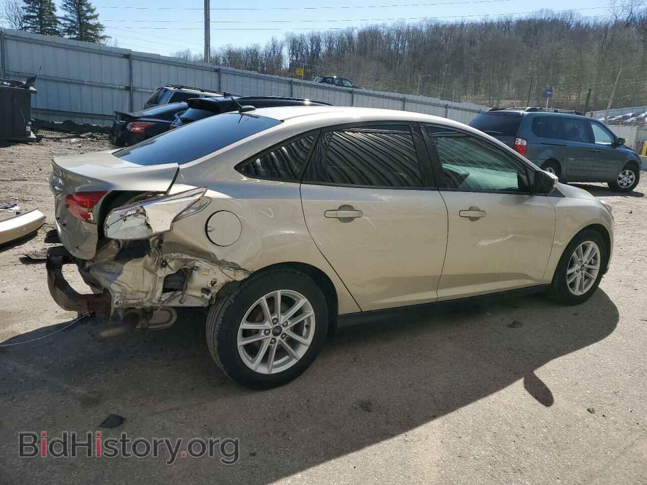 2017 FORD FOCUS - VIN: 1FADP3F2XHL275981 - Photo 3