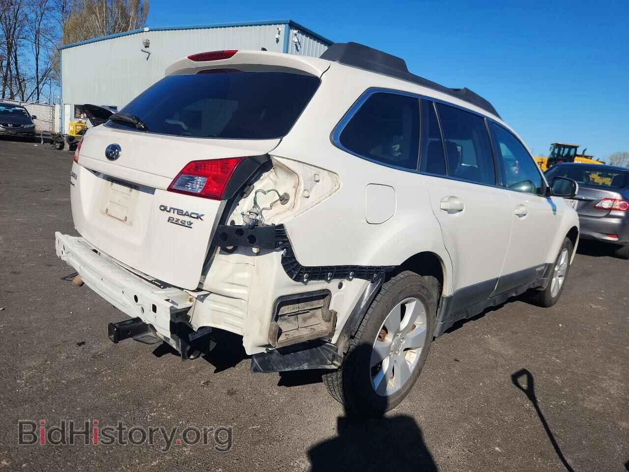 2011 SUBARU OUTBACK - VIN: 4S4BRBLC6B3319657 - Фото 3