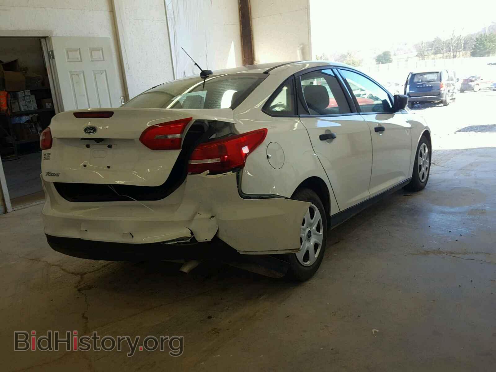 2017 FORD FOCUS - VIN: 1FADP3E22HL241065 - Photo 4