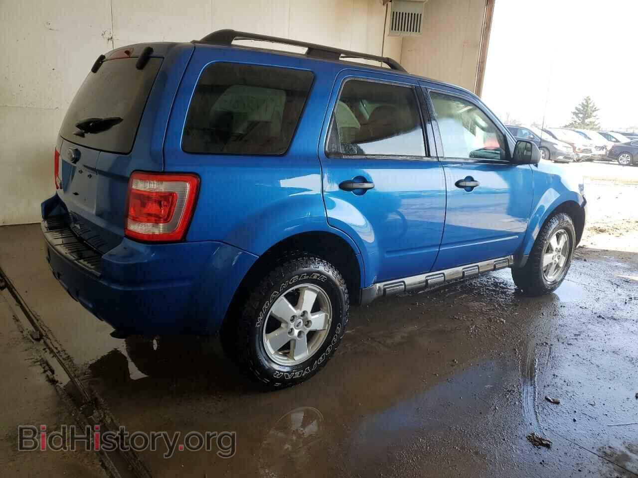2011 FORD ESCAPE - VIN: 1FMCU9C71BKC29384 - Фото 3