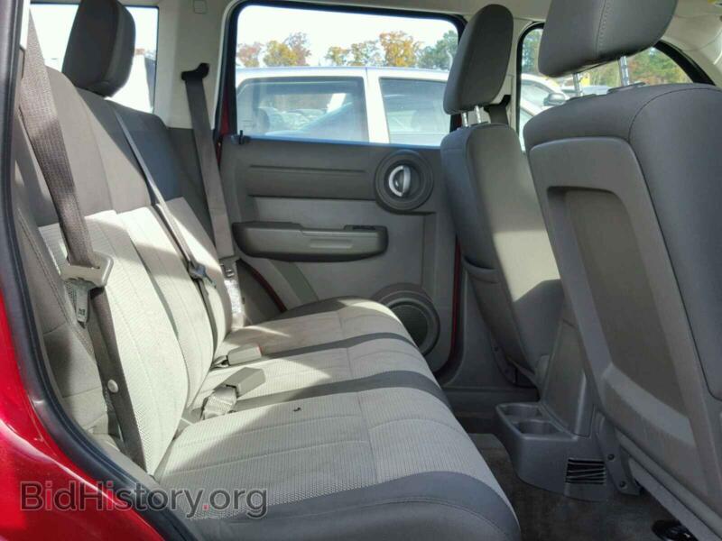 2008 Dodge NITRO (VIN 1D8GT28K88W286844) — photo 6 of 10